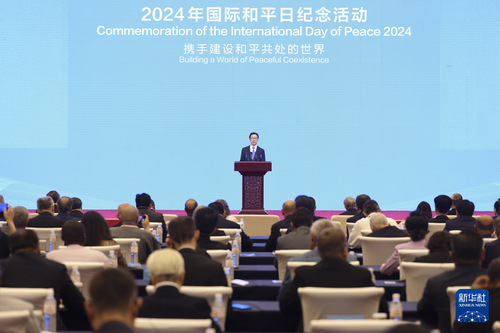 zKHHNsCqDwfeenSE zKHHNsCqDwfeenSE