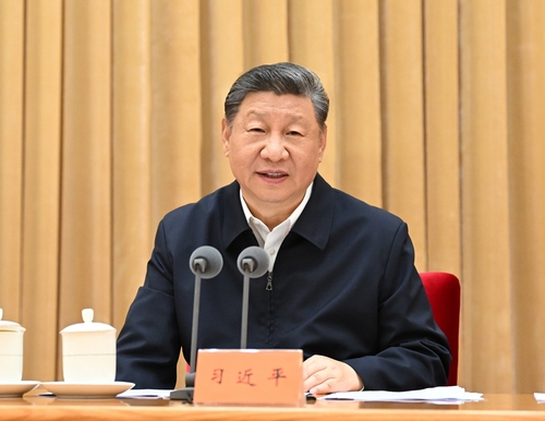 7月14日至15日，中央城市工作會議在北京舉行。中共中央總書記、國家主席、中央軍委主席習(xí)近平出席會議并發(fā)表重要講話。新華社記者 謝環(huán)馳 攝