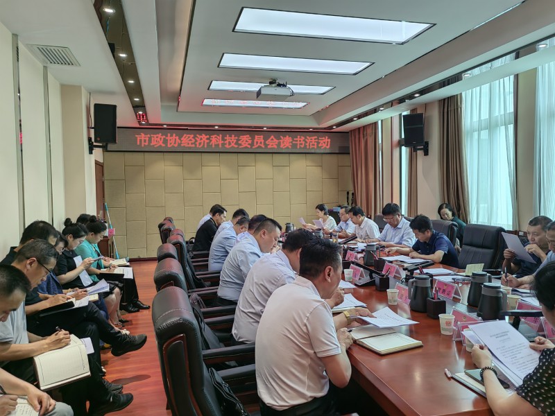 1艾斌(正文圖).jpg 1艾斌(正文圖).jpg